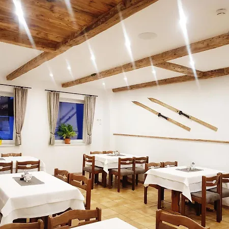 Zirbenhof Inn *