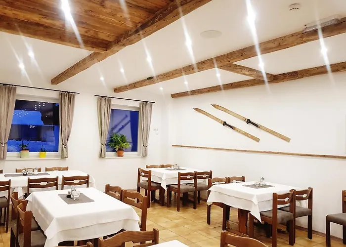 Zirbenhof Värdshus *